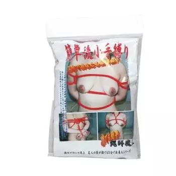 Легко завязывать сзади красный