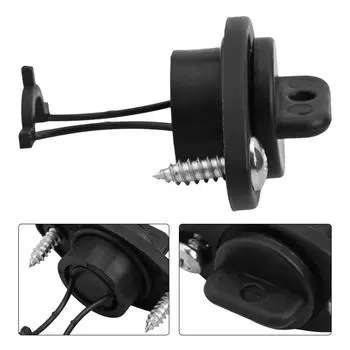 Легкосъемный сливной патрубок для лодки с эффективной конструкцией удержания