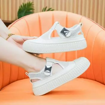 Летающие плетеные туфли женские полые маленькие белые туфли женские летние новые дышащие спортивные сандалии на толстой подошве увеличивают рост в свободное время 35