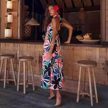 Летнее длинное платье без рукавов с халтернеком для женщин S