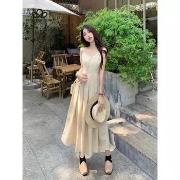 Летнее новое платье-слинг, элегантное, обтягивающее, стройнящее, средней длины, плиссированное платье S бежевый