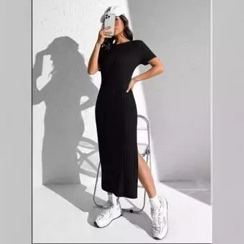 Летнее платье Rowan Pit Strip с круглым вырезом и короткими рукавами и разрезом сбоку XS чёрный