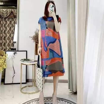 Летнее повседневное свободное плиссированное платье, уменьшающее возраст, новая корейская версия полосатой юбки средней длины One Size