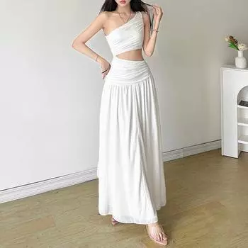 Летнее женское однотонное облегающее платье без рукавов в уличном стиле с покатым вырезом S белый