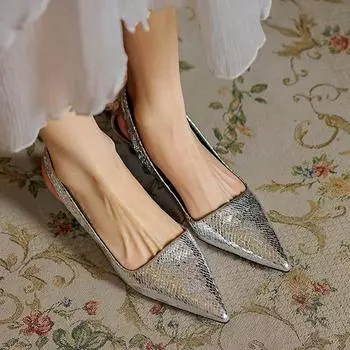 Летние балетки для танцев Krazing Pot из овчины с острым носком на среднем каблуке, женские туфли-лодочки на мелкой подошве в европейском дизайне 34 серебряный