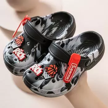 Летние детские тапочки прохладные тапочки для мальчиков и девочек для ванной комнаты нескользящие детские шлепанцы с дырочками детские милые мультяшные 24 чёрный