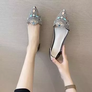 Летние дышащие сандалии с острым носком и стразами, новые модные удобные повседневные туфли на плоской подошве с мягкой подошвой 34