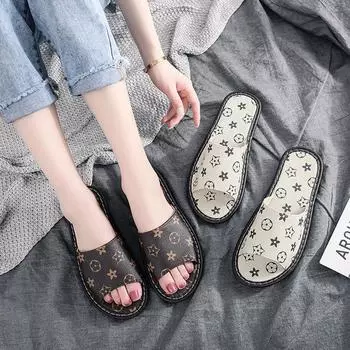 Летние модные женские кожаные тапочки с мягкой подошвой 35 белый