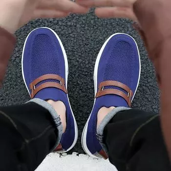 Летние мужские повседневные туфли большого размера с дышащей сеткой, белые кроссовки без застежек, для улицы, нескользящие, для ходьбы, универсальные мужские туфли 39 чёрный