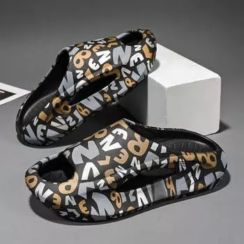 Летние мужские тапочки. Летняя обувь для отдыха. Мужская пляжная обувь. Удобная мужская обувь. Уличные мужские тапочки. Модные шлепанцы. 40 чёрный