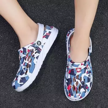 Летние мужские тапочки, пляжная обувь с дырочками, уличная домашняя садовая обувь, обувь для шеф-повара, модные сандалии для пар Baotou, размер 36-49 39