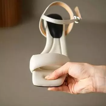 Летние новые корейские женские босоножки с открытым носком и пряжкой в одну линию, женские модные туфли на среднем каблуке с квадратной головкой 35