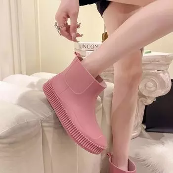 Летние новые модные женские резиновые сапоги для отдыха на открытом воздухе, водонепроницаемые женские дождевые сапоги с толстой подошвой, противоскользящие, легкие, из ПВХ, ботильоны без застежек 35 чёрный