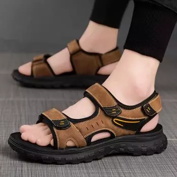 Летние новые мужские сандалии 2024 года, дышащие повседневные мужские туфли с мягкой подошвой, верхняя одежда, модные нескользящие пляжные тапочки 39 хаки