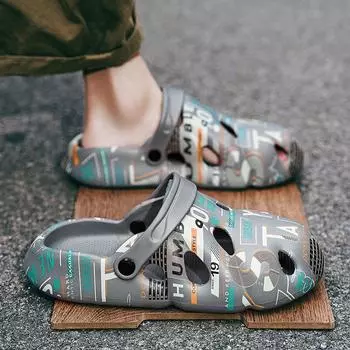 Летние новые мужские туфли 2024 года, подростки носят пляжную обувь, один ботинок и двое носят большие классные тапочки на толстой подошве 40-41 хаки