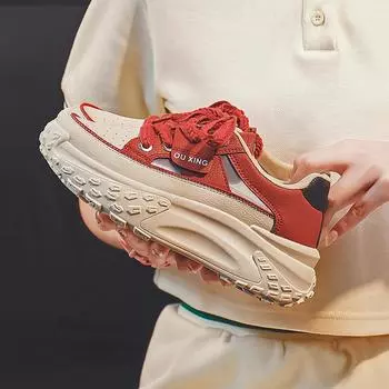 Летние новые полые женские модные туфли Модная женская повседневная обувь на платформе Удобные женские кроссовки 35 белый