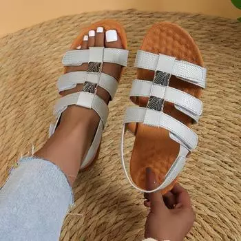 Летние новые сандалии на плоской подошве импортные торговые женские сандалии большого размера с липучкой римские сандалии 35 серебряный