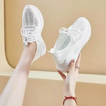 Летние новые сетчатые полые вулканизированные туфли для женщин повседневные дышащие кроссовки на шнуровке для спорта на открытом воздухе для ходьбы однотонные плоские теннисные туфли 35 белый