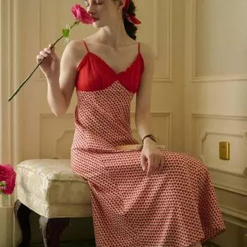 Летние новые сексуальные женские платья без рукавов на бретельках, элегантные вечерние платья с открытой спиной и силуэтом, винтажное красное платье для женщин, повседневное облегающее модное женское длинное платье с принтом 26204 S красный