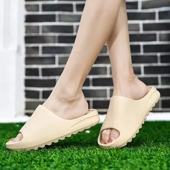 Летние новые тапочки для ходьбы по дерьму, домашние тапочки на толстой подошве, трендовые односложные тапочки большого размера для парных сандалий 35