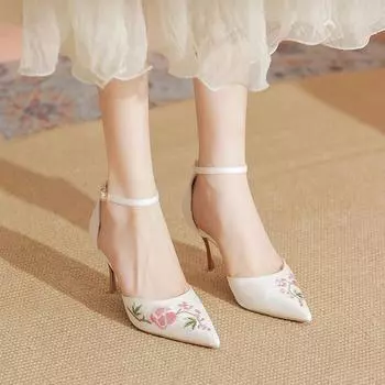 Летние новые туфли-лодочки с острым носком, вышивкой и перфорацией, ремешком на одно слово, женские сандалии на среднем каблуке, офисные туфли на высоком каблуке 34 белый