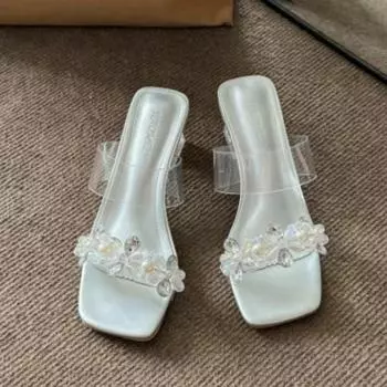 Летние новые туфли на каблуках с квадратной головкой 2024 года, однотонные прозрачные сексуальные туфли со стразами для ношения, удобные, большие, женские тапочки 35 бежевый