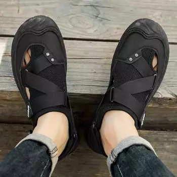 Летние однотонные мужские сандалии на липучке для улицы с полой дышащей рамкой, персонализированные модные спортивные мужские туфли 39