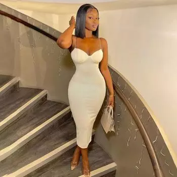 Летние однотонные тонкие длинные платья с бретельками на бретельках S белый