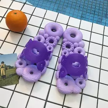 Летние пляжные нескользящие тапочки для ванной комнаты. Летняя домашняя домашняя ванна. Быстросохнущие мягкие модные сандалии на подошве. Полые дырявые тапочки в виде пончика. 41 красный