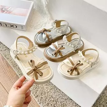 Летние сандалии для девочек с бантом, детские туфли принцессы с жемчугом и бусинами, открытые носки, милая пляжная обувь для детей, новинка 2024 года 23 бежевый