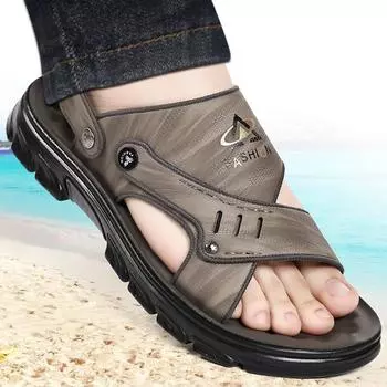 Летние сандалии мужские с мягкой подошвой, нескользящая верхняя одежда, универсальные классные тапочки для мужчин, повседневная пляжная обувь для папы 38 чёрный