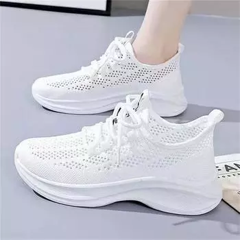 Летние сетчатые дышащие повседневные кроссовки, женские модные трендовые кокосовые туфли, обувь для мам с мягкой подошвой 36 белый