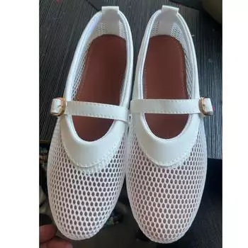 Летние сетчатые полые сандалии, женские туфли на плоской подошве, новинка 2024 года, пляжная обувь с пряжкой, удобная женская обувь на плоской подошве в стиле ретро 36