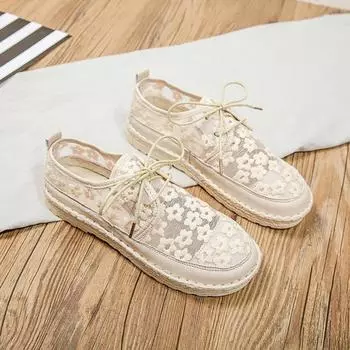 Летние сетчатые женские одиночные туфли с выемками Новые туфли Le Fu 35 белый