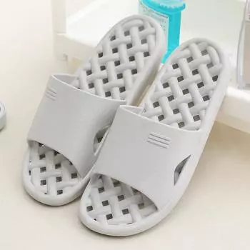 Летние тапочки 2024 года, нескользящие массажные туфли для дома, унисекс, сплошная мягкая подошва, парные тапочки, домашние сандалии для мужчин, массажные точки rtg5 6.5 чёрный