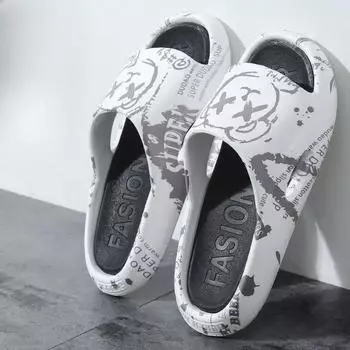 Летние тапочки для ванной, нескользящие, для мужчин и женщин, с рисунком из мультфильмов, для отдыха на пляже, нескользящие, женские тапочки для пар 44-45 чёрный