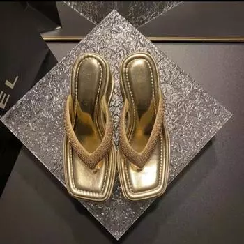 Летние тапочки на плоской подошве для женщин, модные и элегантные тапочки, женские повседневные пляжные сандалии на плоской подошве 35 бежевый