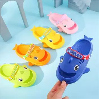 Летние тапочки Shark для детей, холодные тапочки для дома, нескользящие, мягкие, удобные, симпатичные, детские тапочки с отверстиями, домашние тапочки для мальчиков и девочек 22-23insole150mm зелёный