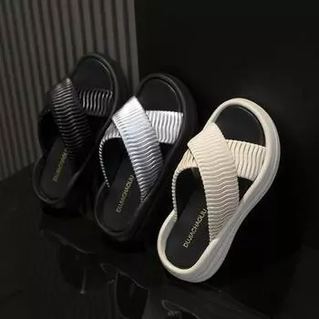 Летние тапочки женские плоские кожаные сандалии с круглым носком на толстой подошве с мягкой подошвой удобные и легкие тапочки без застежек 35 бежевый