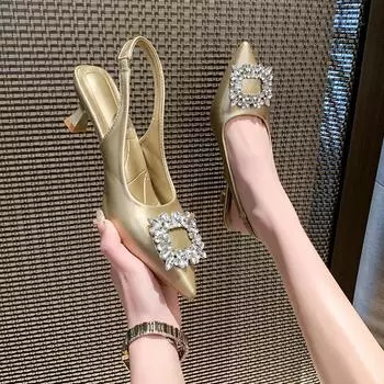 Летние туфли на каблуке для женщин, украшенные стразами, с острым носком, на тонком каблуке, женские туфли с открытой пяткой, сексуальные вечерние платья, женские туфли на высоком каблуке 35 чёрный