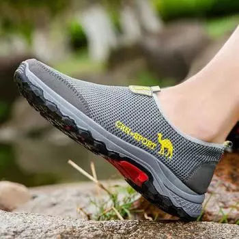 Летние уличные повседневные сандалии унисекс. Нескользящая походная обувь. Сетчатая обувь. Дышащая обувь из старой пекинской ткани. Нескользящая обувь для папы среднего и старшего возраста. 39 чёрный