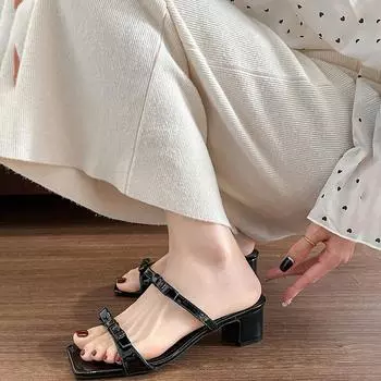 Летние женские босоножки Fairy Wind Cool Dragging 2025 года с толстым каблуком и серебристым бантом в одну линию 35 чёрный