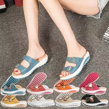 Летние женские босоножки на танкетке с пряжкой на ремне и открытым носком, винтажные нескользящие повседневные женские тапочки, туфли на платформе, женские мокасины 42