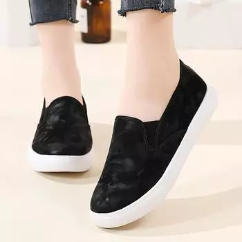 Летние женские кроссовки Slip on, удобные повседневные туфли больших размеров на плоской подошве, лоферы EU: 35 чёрный