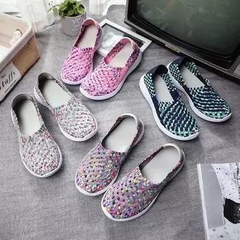 Летние женские кроссовки большого размера на плоской подошве, мягкие пляжные прогулочные спортивные туфли, легкие, без застежек EU: 35
