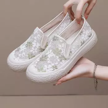 Летние женские повседневные дышащие сетчатые туфли, нескользящие универсальные туфли без застежек, модные вышитые туфли на платформе для леди 35 грязно-белый