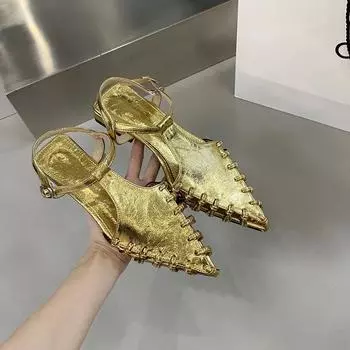 Летние женские сандалии для отдыха на открытом воздухе 2024 года в британском стиле с плетеным дизайном для банкетов и деловых мероприятий. Женская повседневная обувь на плоской подошве. 35 серебряный