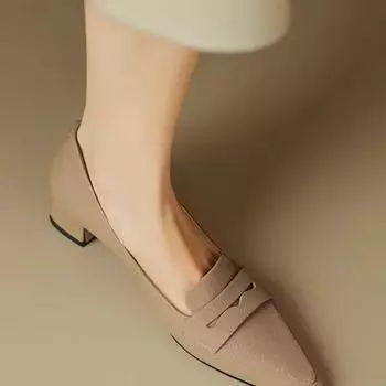 Летние женские сандалии, обувь из натуральной кожи для женщин, лаконичные современные сандалии с острым носком, женские туфли-лодочки на массивном каблуке, однотонные тапочки 35 бежевый