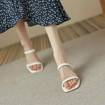 Летние женские сандалии, простые грубые сандалии, женщины носят нежные темпераментные босоножки на высоком каблуке. 35