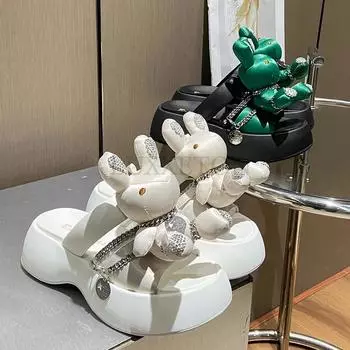 Летние женские тапочки, уличные нескользящие тапочки с толстой подошвой, модные новые товары, милый мультяшный кролик, простая женская обувь 35